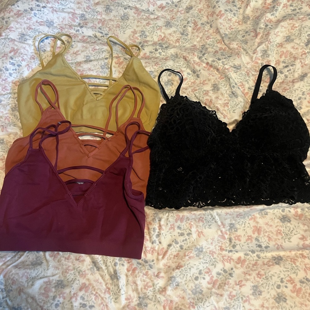 Women's Lace and Solid Color Bra Set